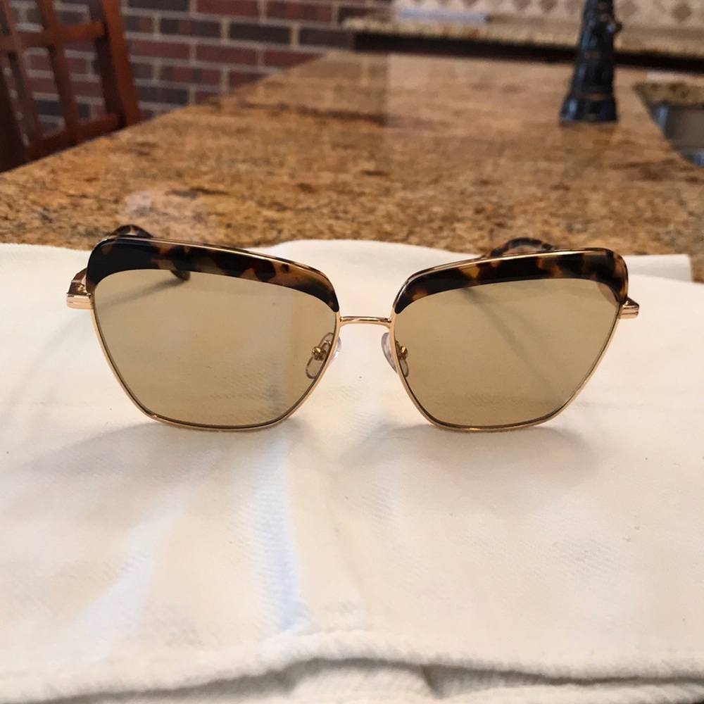 Sonix Highland 61mm square sunglasses